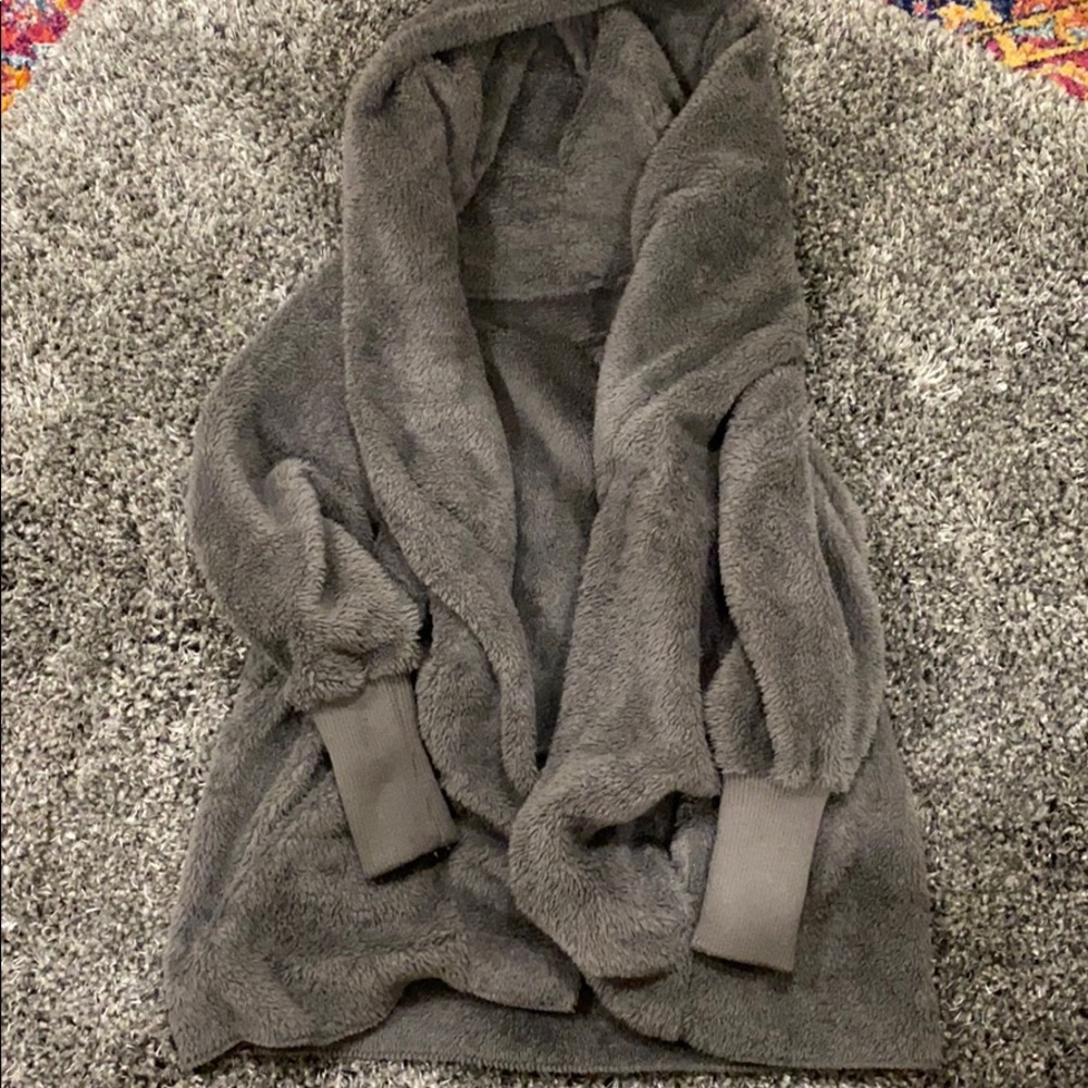 Hooded Sherpa. perfect condition!!